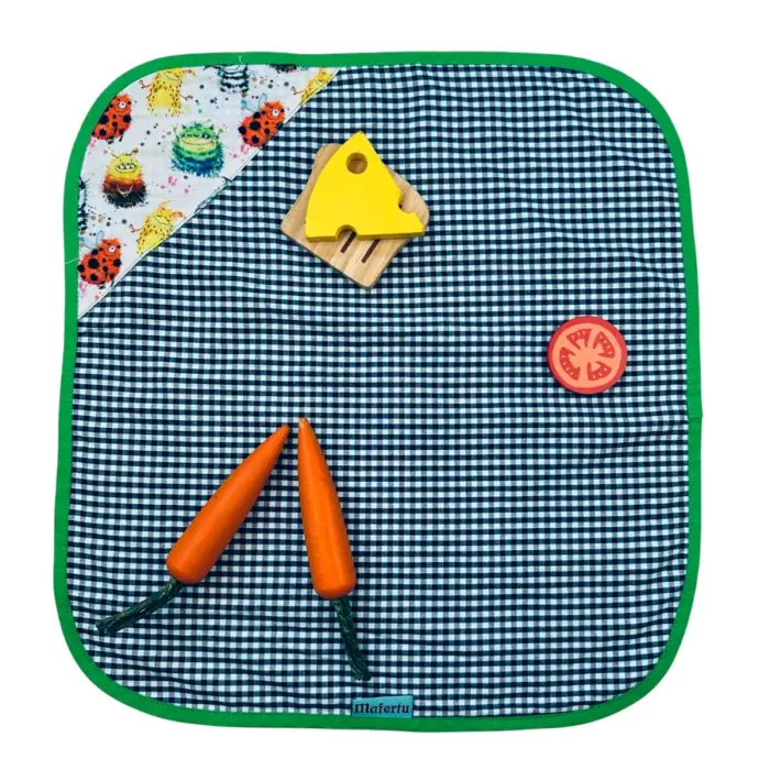 Servilleta infantil monstruos